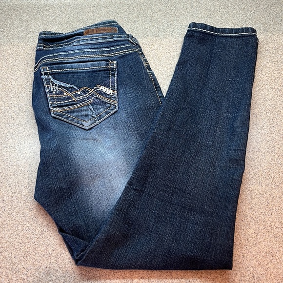 👖Wallflower Distressed Skinny Blue Jeans Women’s 8-10 based on measurements - Picture 3 of 17